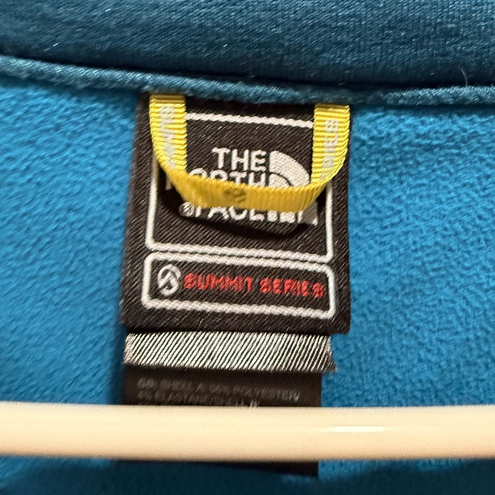 The North Face Women's Bright Blue Plush Fleece Jacket - Picture 4 of 7